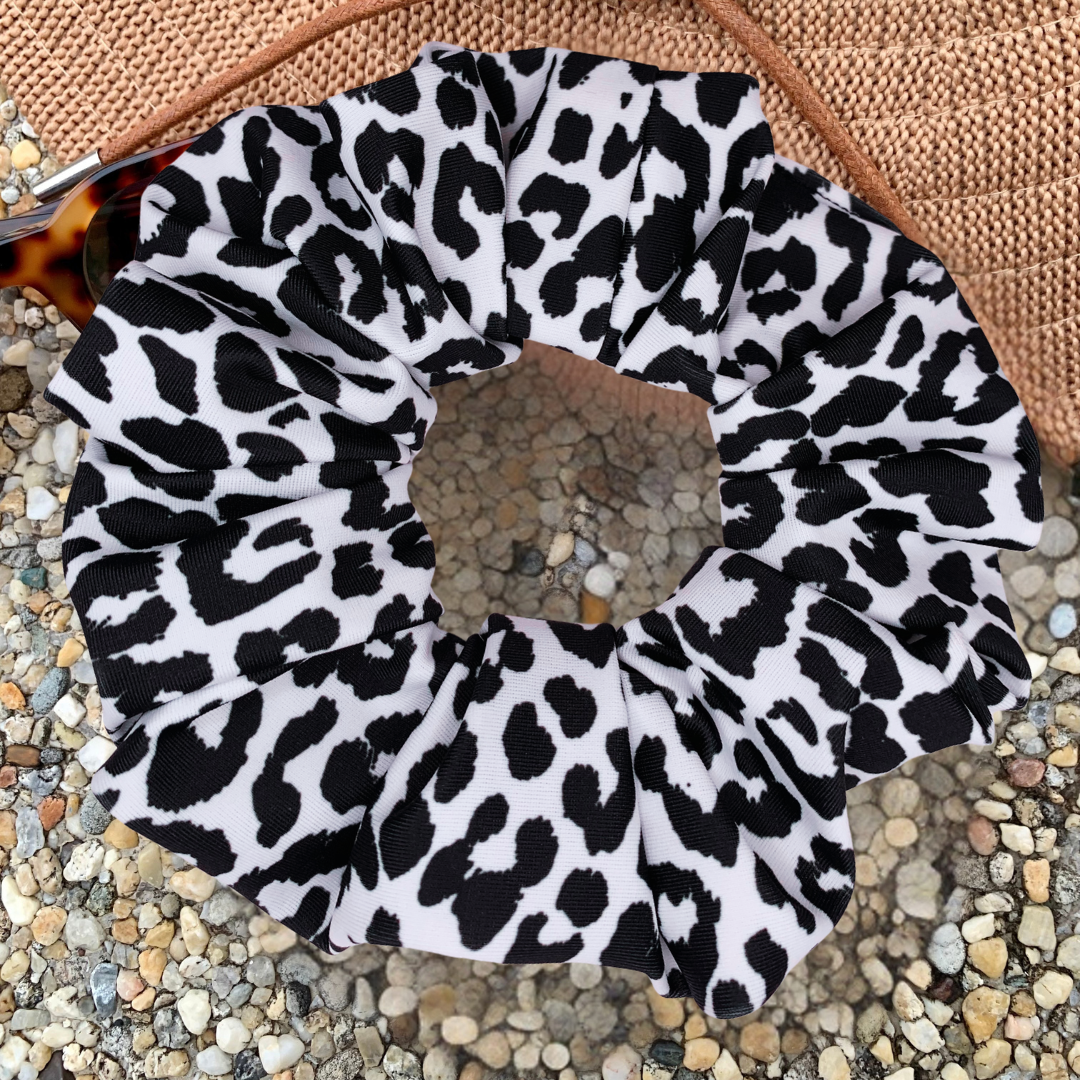 Black & White Cheetah