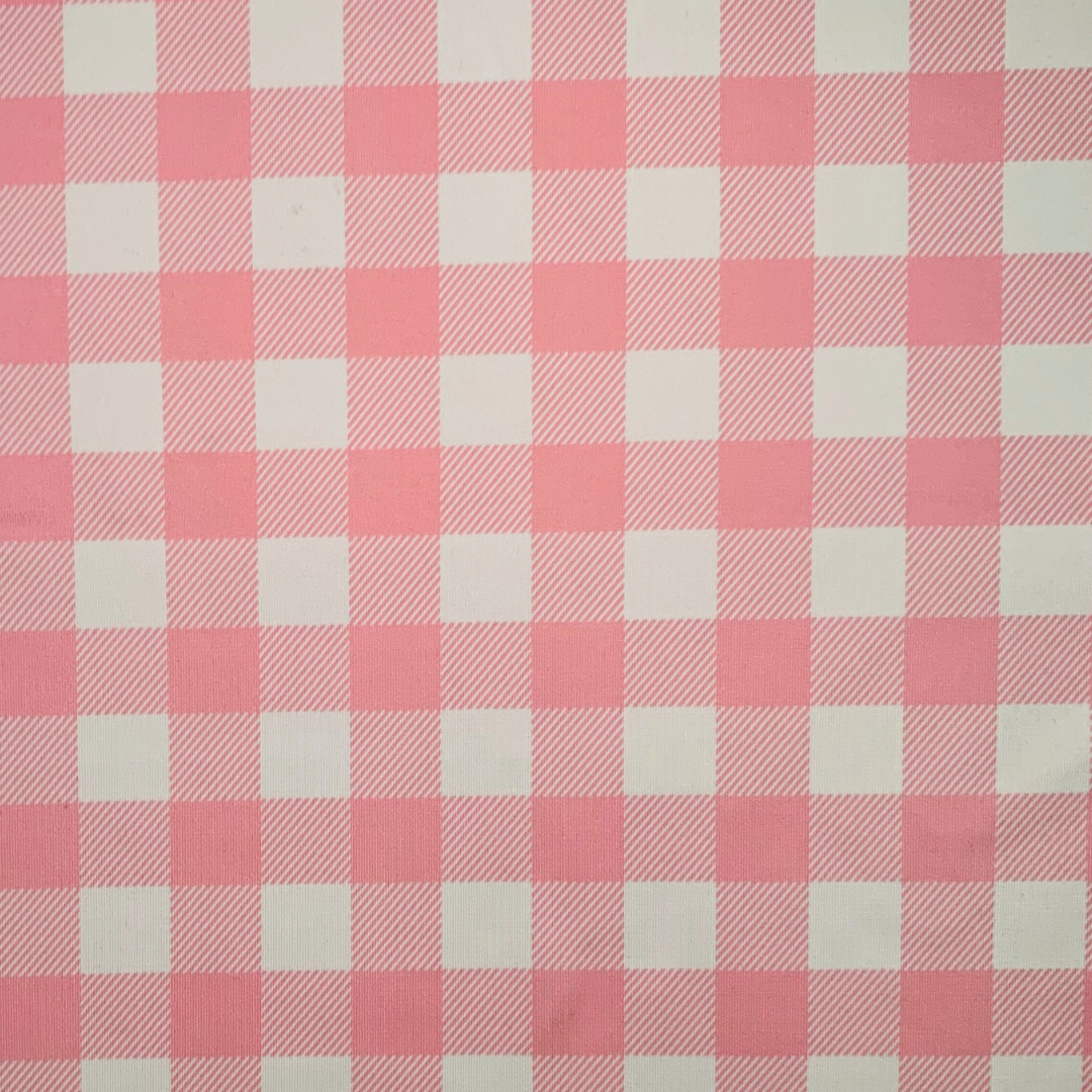Pink and white checkered pattern