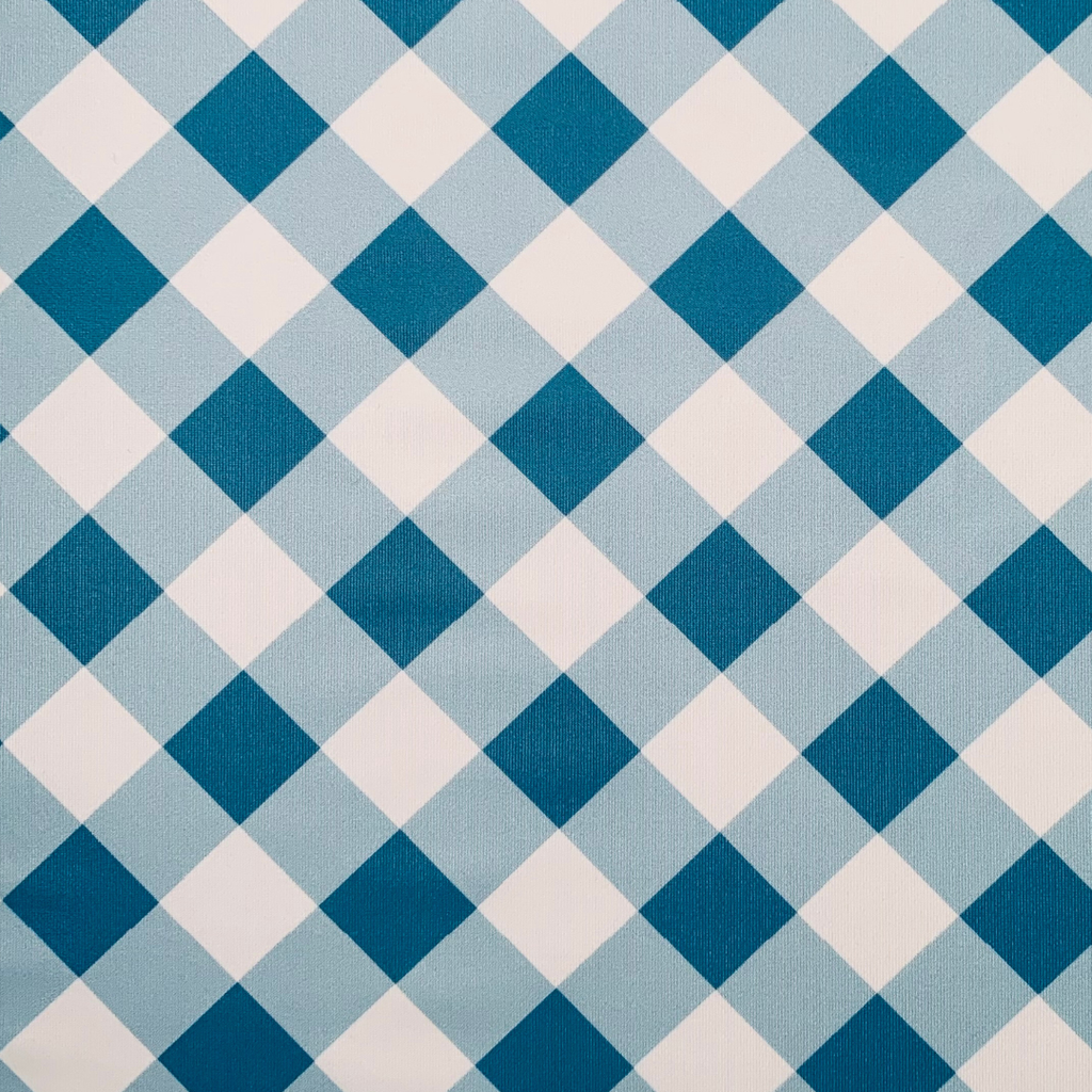 Blue and white checkered pattern